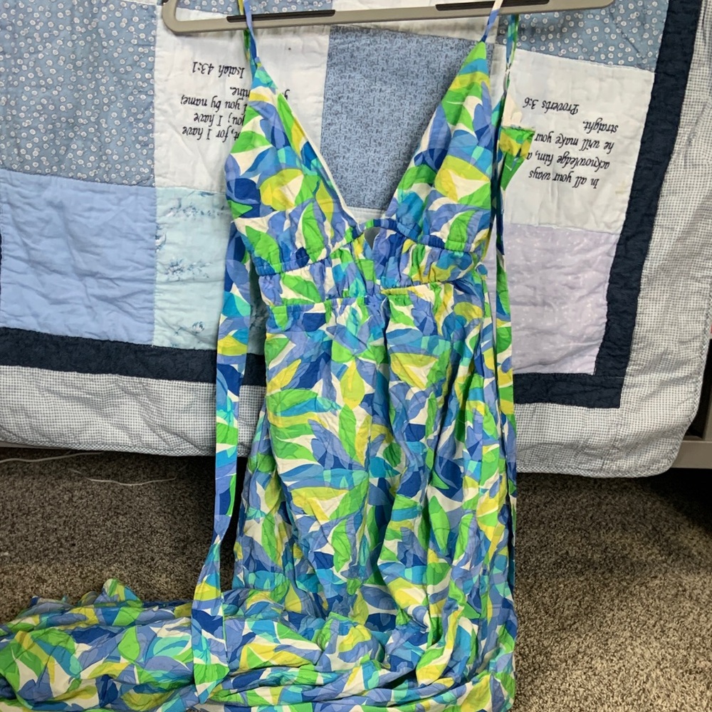 Lightweight Blue & Green Leaf-Print Sundress